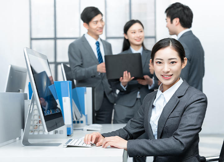 全方(fang)位服務(wu)團(tuán)隊(duì)